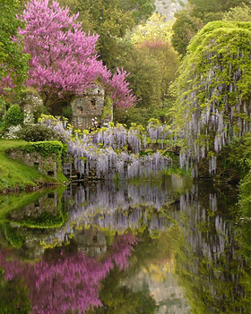 Ninfa Garden